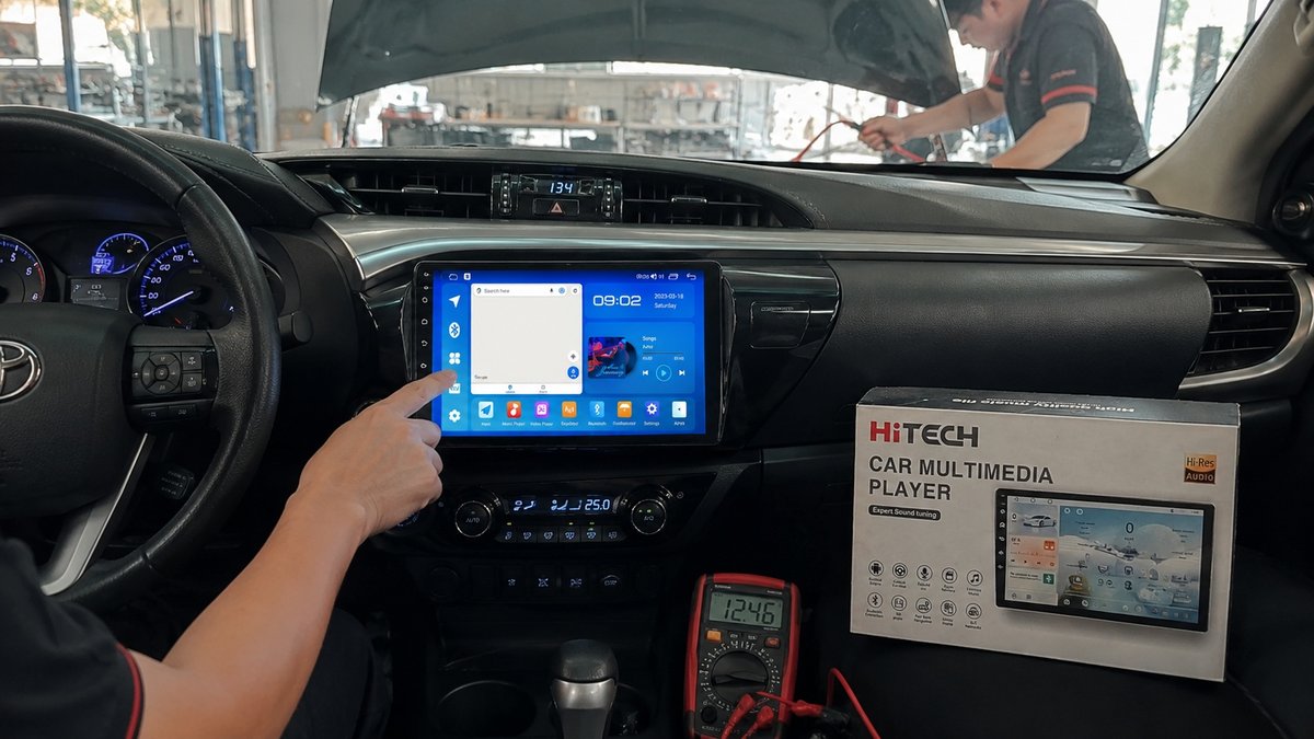 màn hình Android ô tô có tốn ắc quy không